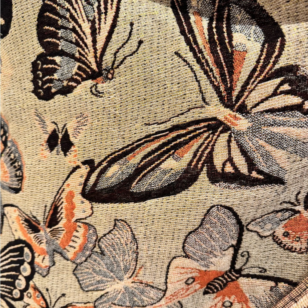 Butterfly Print Poncho - Picture 10 of 12